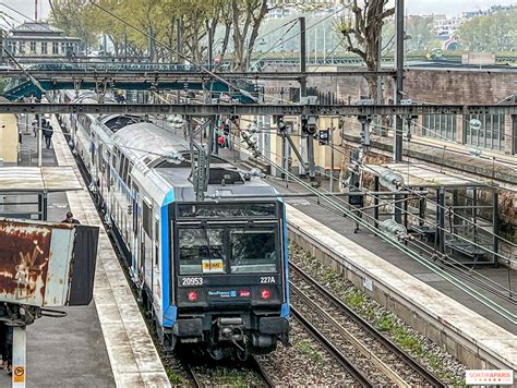 baise dans le rer|Vanille baise dans un arrêt de RER